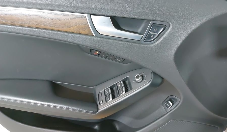 Audi A4 2.0 TFSI LUXURY MULTITRONIC Sedan 2014