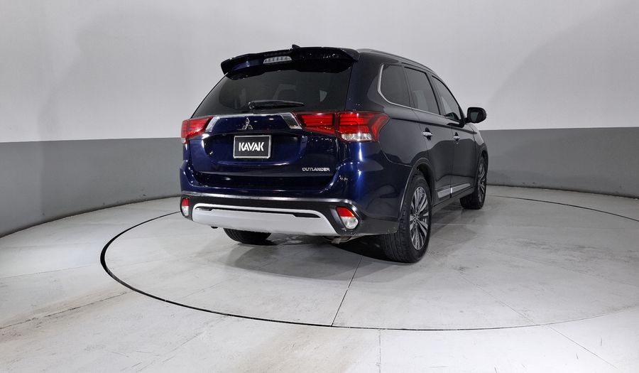 Mitsubishi Outlander 2.4 LIMITED CVT Suv 2022