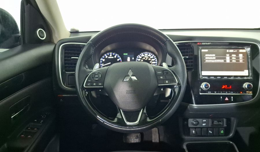 Mitsubishi Outlander 2.4 LIMITED CVT Suv 2022