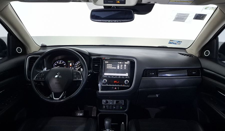 Mitsubishi Outlander 2.4 LIMITED CVT Suv 2022