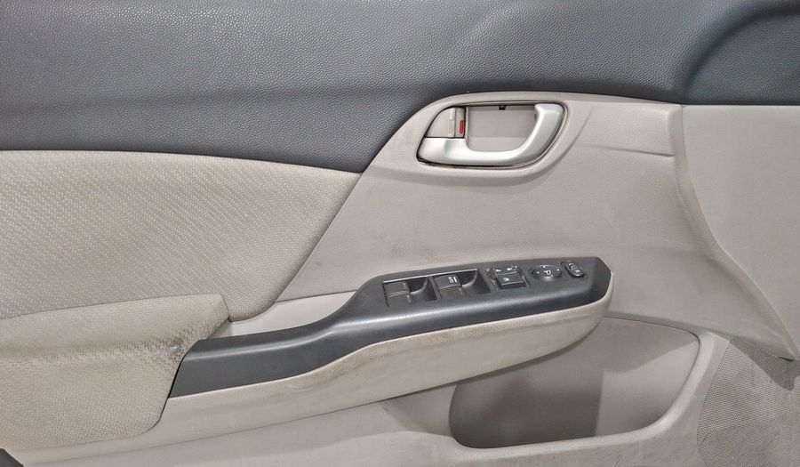 Honda Civic 1.8 LX AT 4DRS Sedan 2013