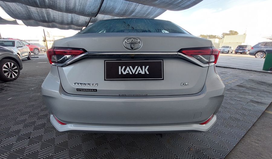 Toyota Corolla 2.0 XLI CVT Sedan 2025