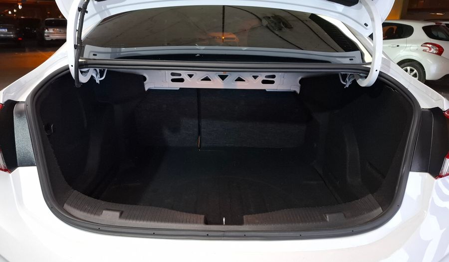 Chevrolet Cruze Ii 1.4 LTZ AUTO Sedan 2021