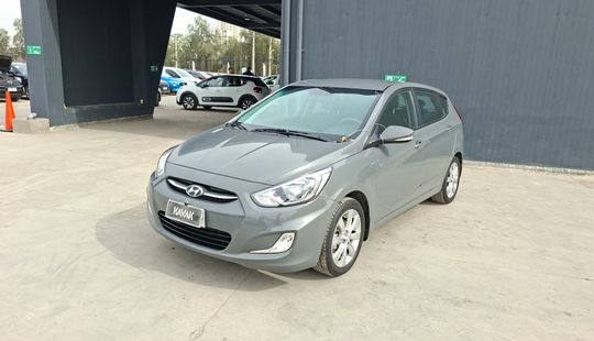 Hyundai • Accent