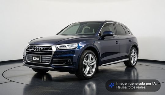 Audi • Q5
