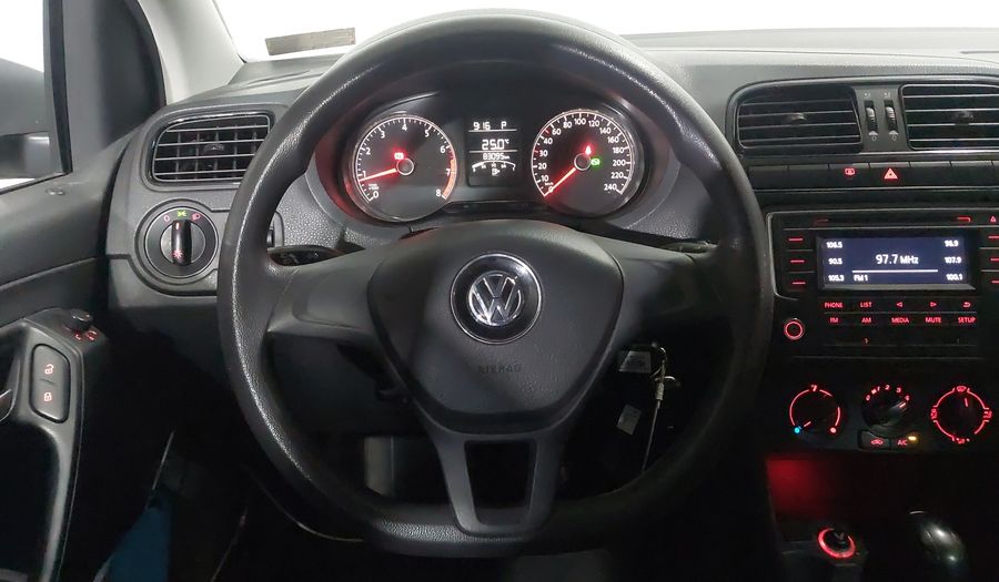 Volkswagen Polo 1.6 STARTLINE AUTO Hatchback 2020