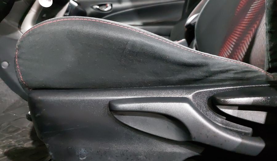 Toyota Yaris 1.5 S AUTO Hatchback 2019