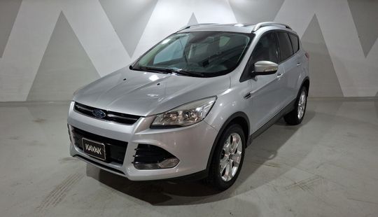 Ford • Escape