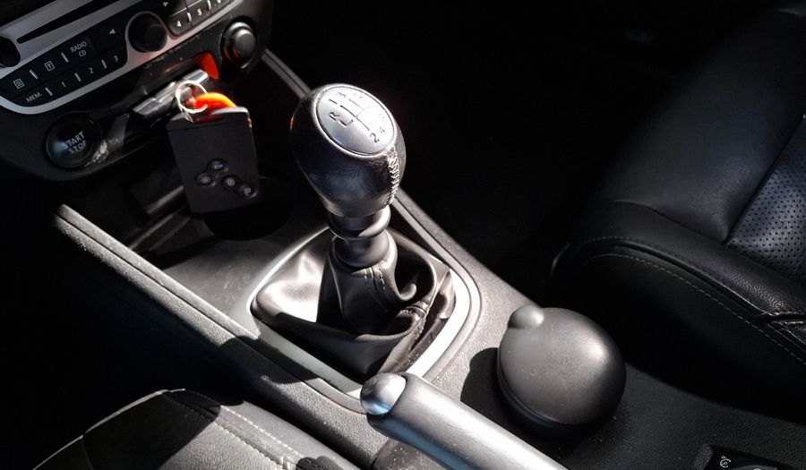 Renault Fluence 2.0 SPORT Sedan 2013