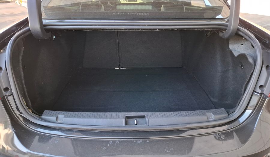Renault Fluence 2.0 SPORT Sedan 2013