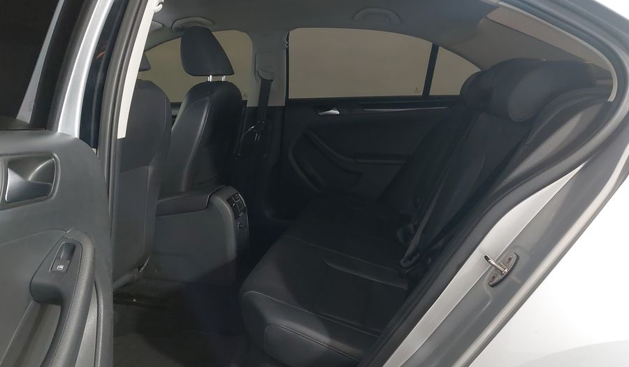 Volkswagen Jetta TSI HIGHLINE Sedan 2015