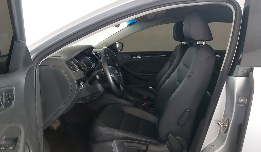 Volkswagen Jetta TSI HIGHLINE Sedan 2015