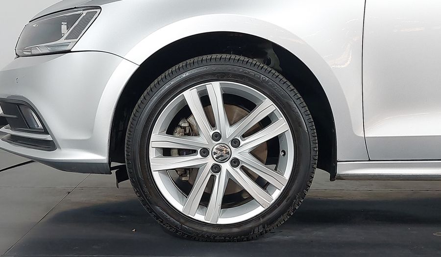 Volkswagen Jetta TSI HIGHLINE Sedan 2015