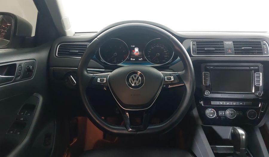Volkswagen Jetta TSI HIGHLINE Sedan 2015