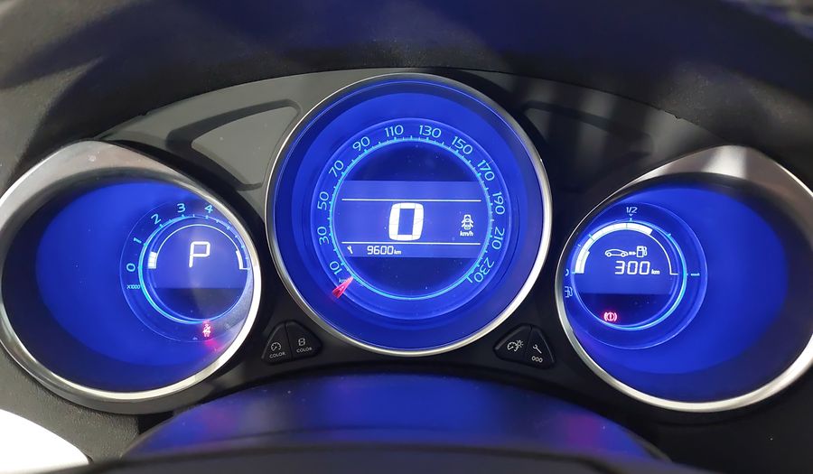 Citroen C4 Lounge TENDANCE TURBO Sedan 2017