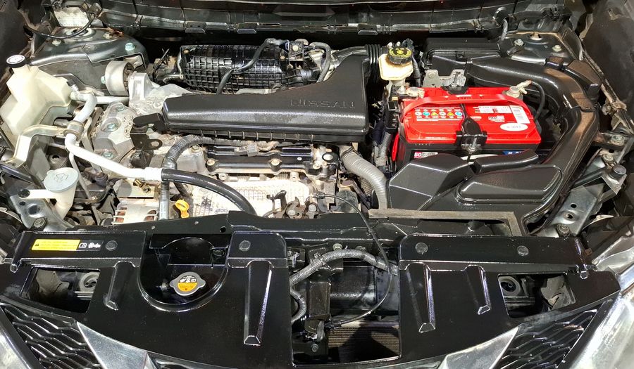 Nissan X-trail 2.5 SENSE 2 ROW CVT Suv 2016