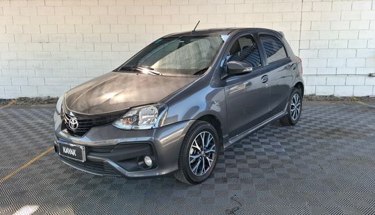 Toyota • Etios