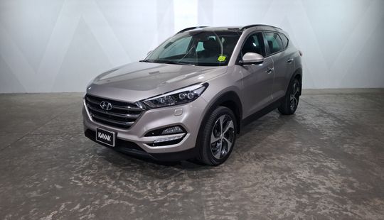 Hyundai • Tucson