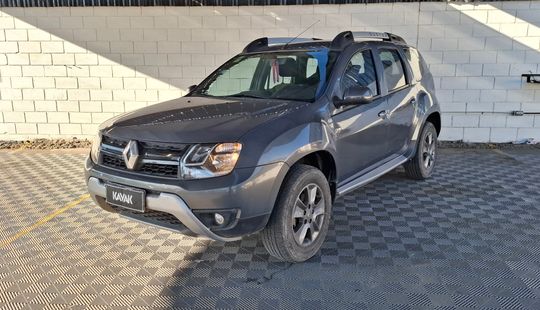 Renault • Duster