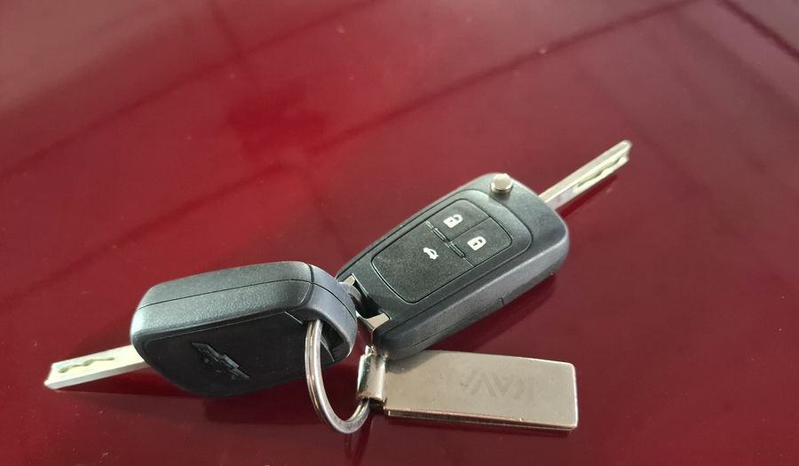 Chevrolet Onix 1.4 LTZ Hatchback 2018
