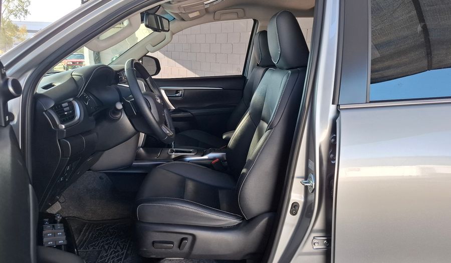 Toyota Sw4 2.8 TDI SRX AUTO 4WD Suv 2023