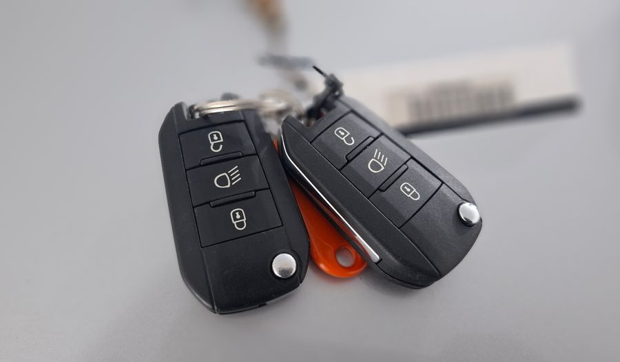 Peugeot 2008 1.6 FELINE TIPTRONIC 6 Suv 2019