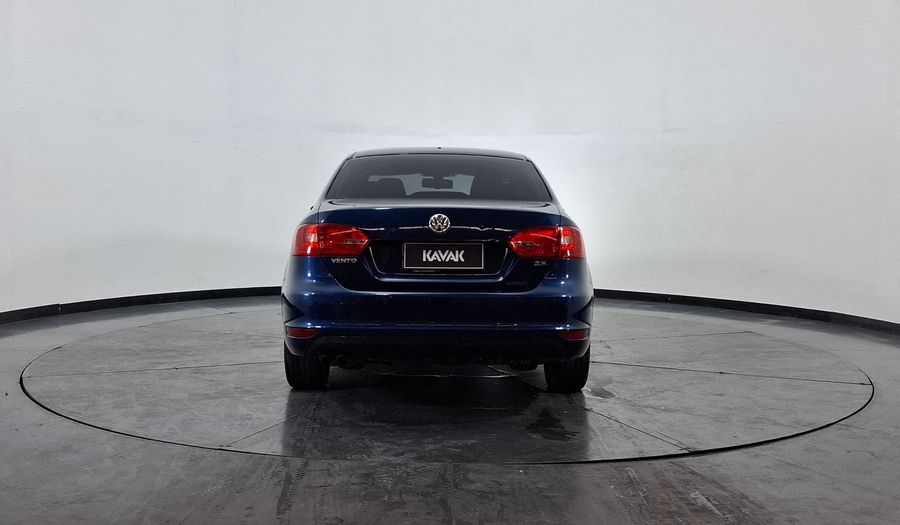 Volkswagen Vento 2.5 LUXURY Sedan 2012