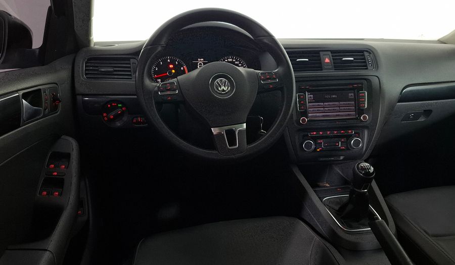 Volkswagen Vento 2.5 LUXURY Sedan 2012