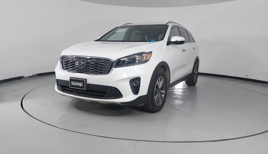 Kia • Sorento