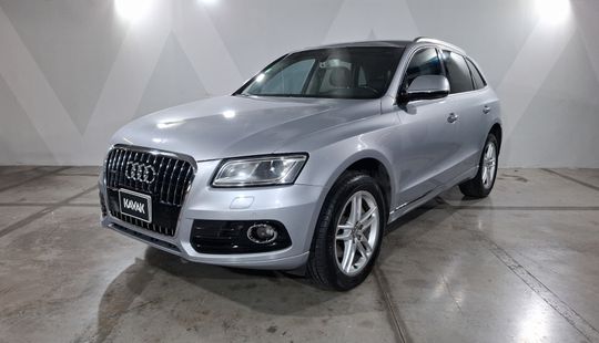 Audi • Q5