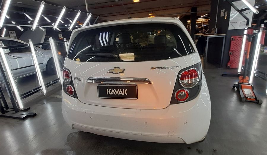 Chevrolet Sonic 1.6 LTZ Hatchback 2014