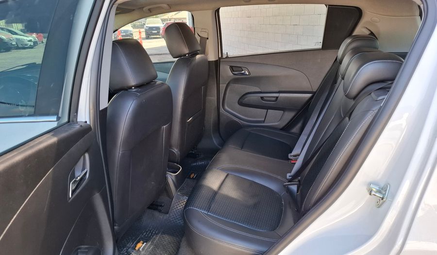 Chevrolet Sonic 1.6 LTZ Hatchback 2014