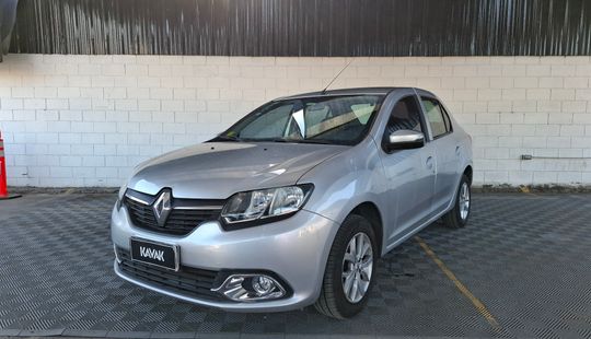 Renault • Logan