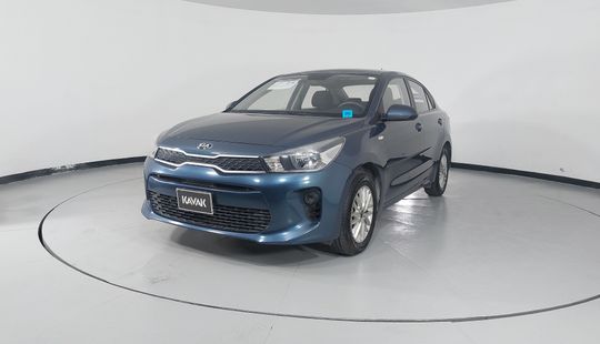2020 • 72,377 km • Manual