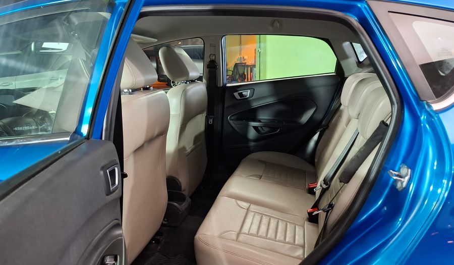 Ford Fiesta Kinetic Design 1.6 16V TITANIUM Hatchback 2019