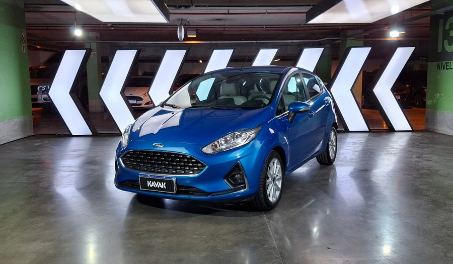 Ford Fiesta Kinetic Design 1.6 16V TITANIUM Hatchback 2019