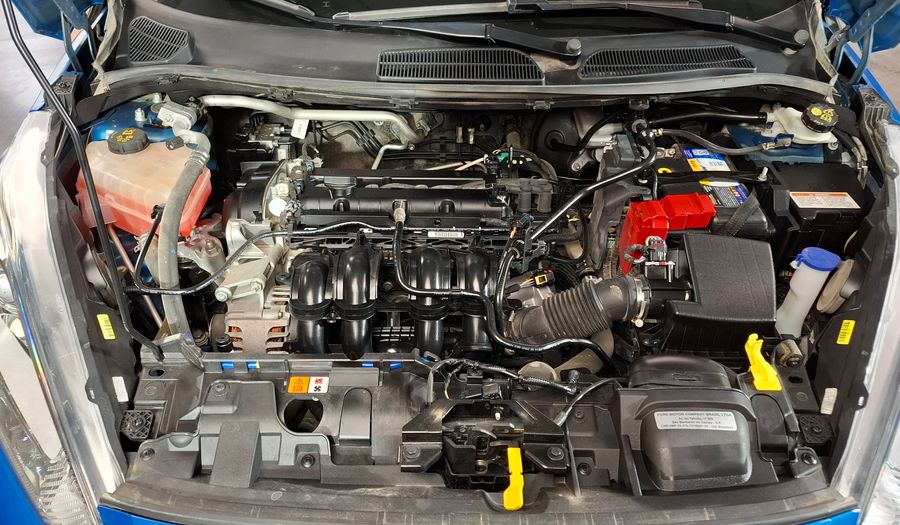 Ford Fiesta Kinetic Design 1.6 16V TITANIUM Hatchback 2019