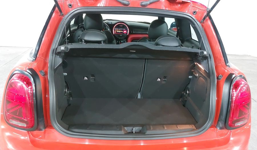 Mini John Cooper Works 2.0 JOHN COOPER WORKS HOT CHILI AUTO Hatchback 2020
