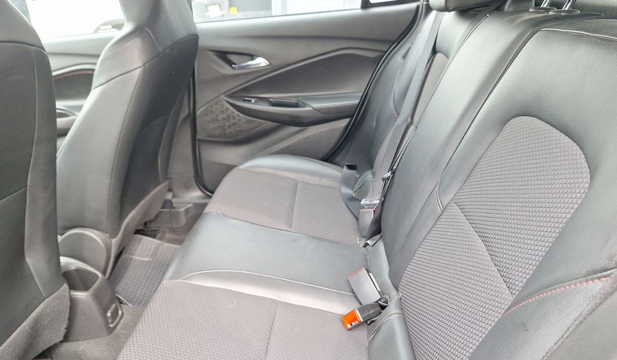 Chevrolet Onix 1.0T RS Hatchback 2021