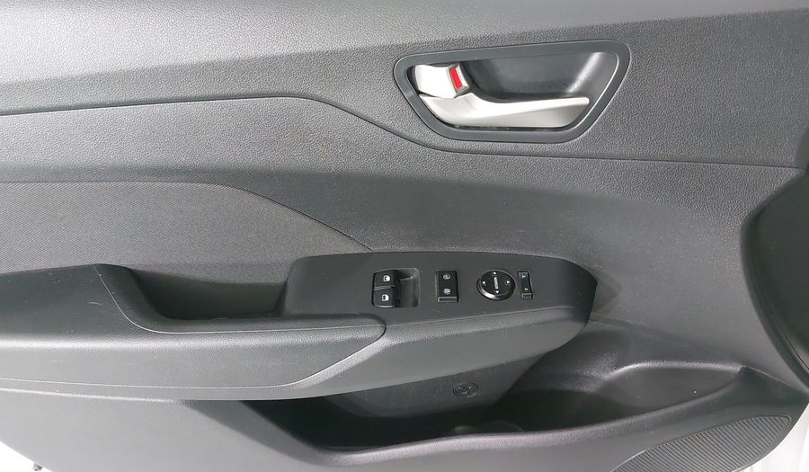 Hyundai Accent 1.6 GL Hatchback 2020