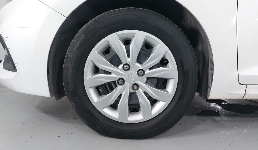 Hyundai Accent 1.6 GL Hatchback 2020