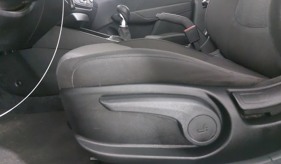 Hyundai Accent 1.6 GL Hatchback 2020