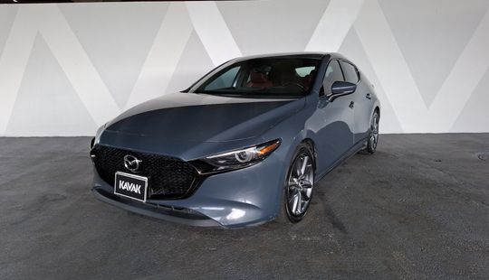 2020 • 81,768 km • Automático