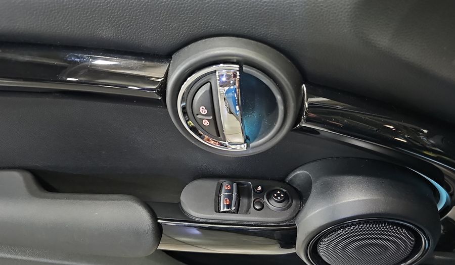 Mini Cooper S 2.0 COOPER CLASSIC DCT Hatchback 2023