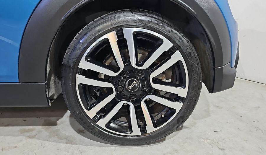 Mini Cooper S 2.0 COOPER CLASSIC DCT Hatchback 2023