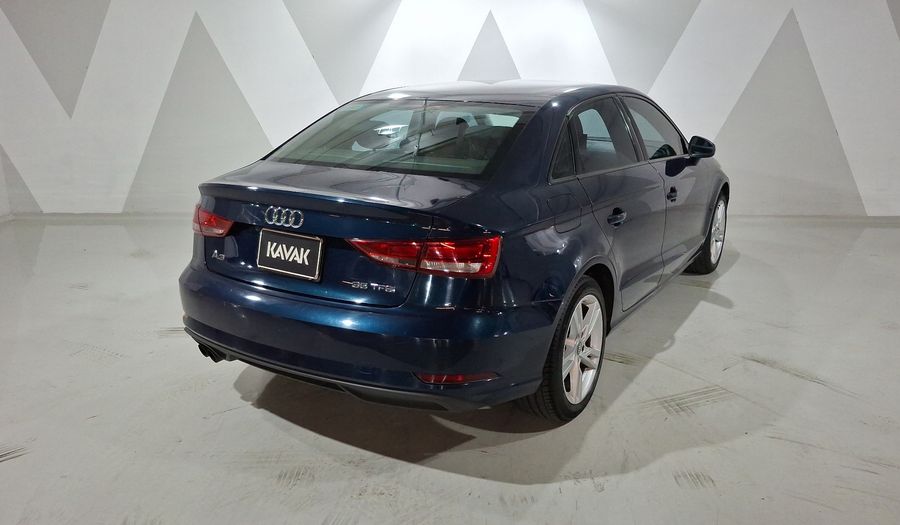 Audi A3 1.4 35 TFSI DYNAMIC DCT Sedan 2020