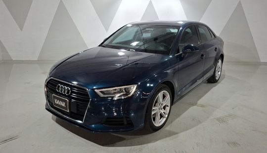 2020 • 85,175 km • Automático