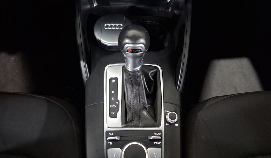 Audi A3 1.4 35 TFSI DYNAMIC DCT Sedan 2020
