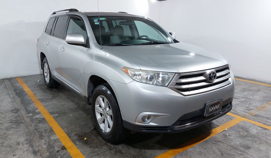 Toyota Highlander 3.5 BASE PREMIUM AT Suv 2013
