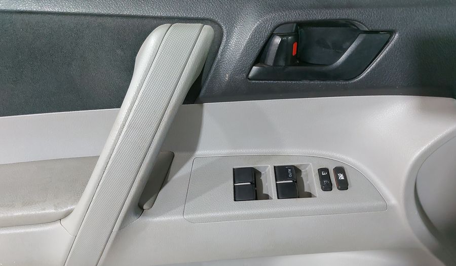 Toyota Highlander 3.5 BASE PREMIUM AT Suv 2013